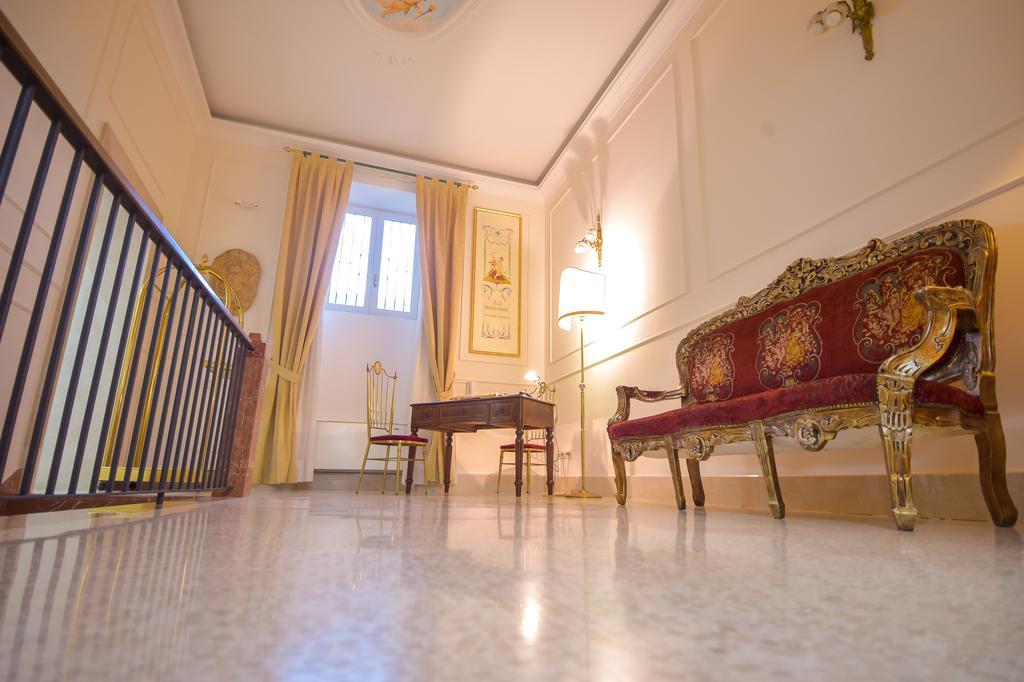 Palazzo Liguori Bed & Breakfast Cava De' Tirreni Bagian luar foto