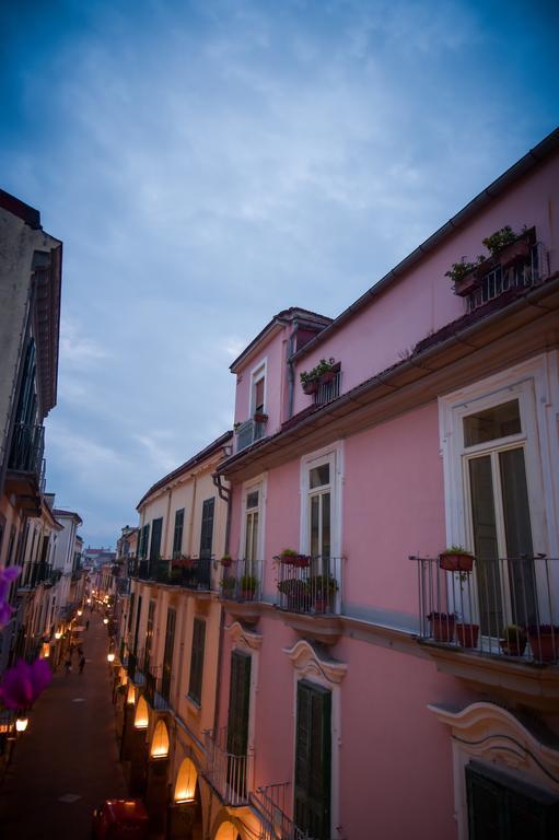 Palazzo Liguori Bed & Breakfast Cava De' Tirreni Bagian luar foto