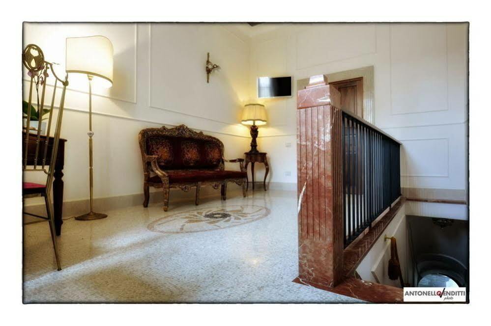 Palazzo Liguori Bed & Breakfast Cava De' Tirreni Bagian luar foto