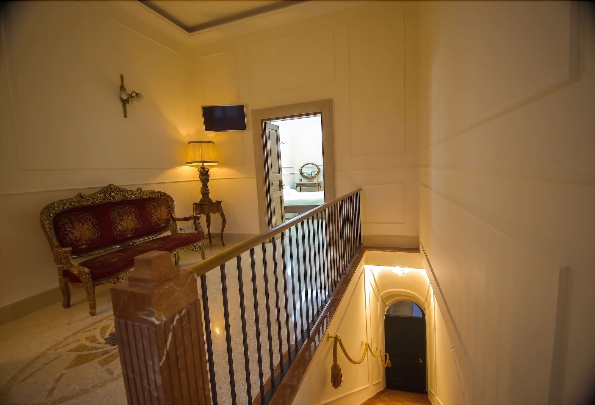 Palazzo Liguori Bed & Breakfast Cava De' Tirreni Bagian luar foto